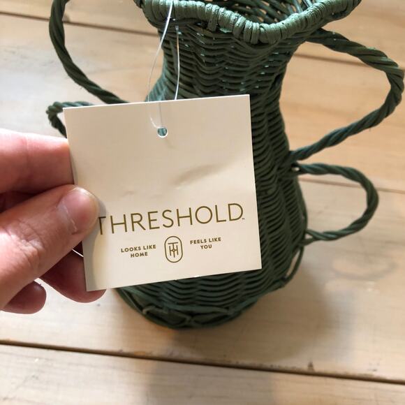 Threshold NWT Coastal Small Rattan Vase Green - Picture 6 of 11